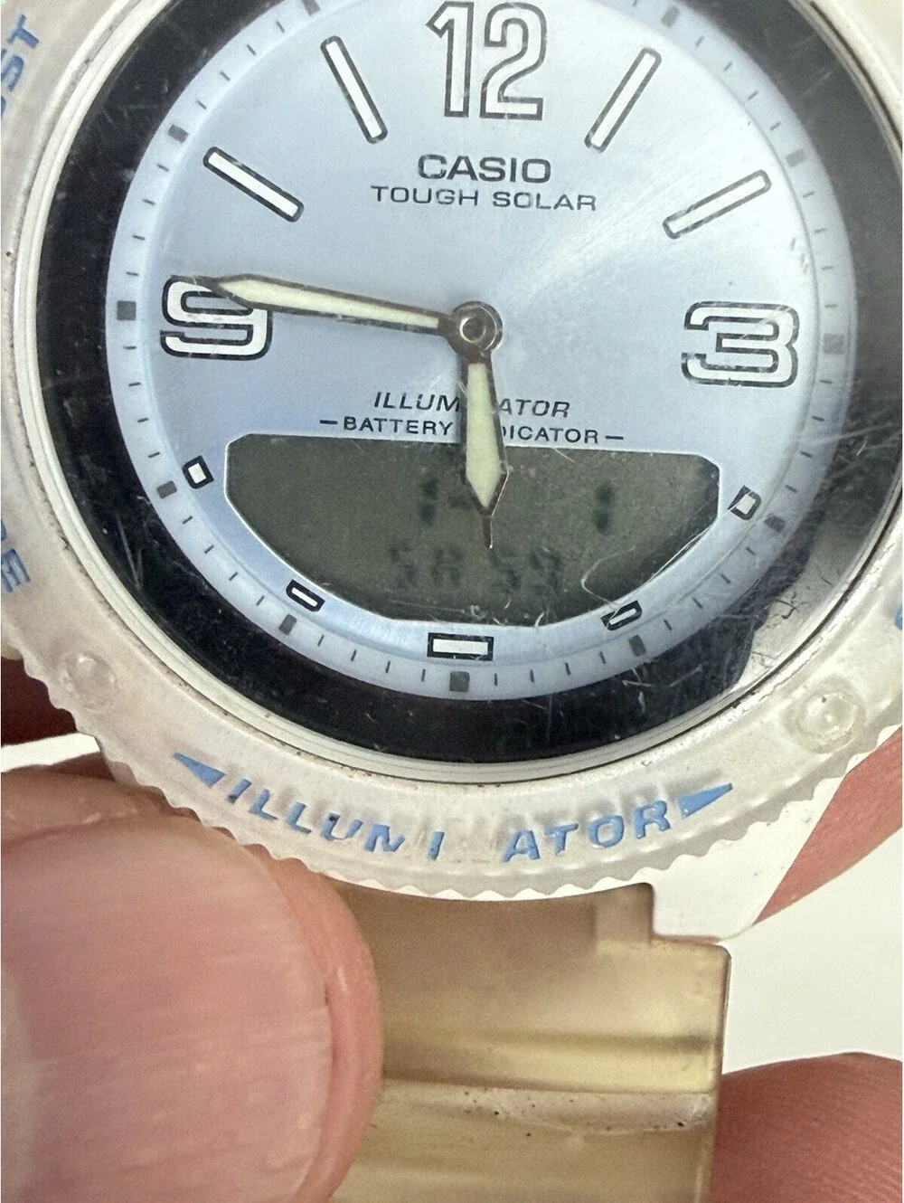 Casio Illuminator 2790 LCF-30 Quartz Analog Digital Men's Watch ( Untested)